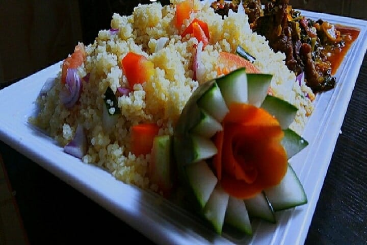 Yadda ake dafa couscous ta yi wara-wara