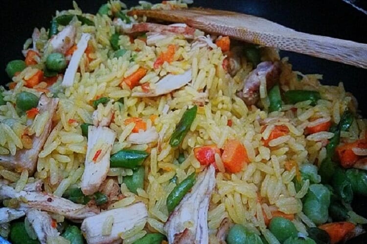 Yadda ake fried rice mai kaza Bakandamiya Kitchen