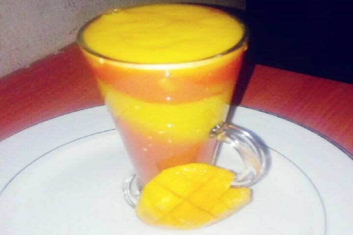 Yadda ake mango beetroot smoothie