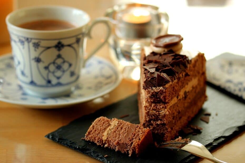 Yadda ake chocolate cake