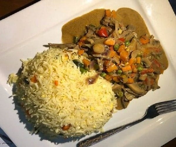 Yadda ake hadin shinkafa da vegetable sauce