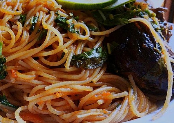 Yadda ake spaghetti jollof