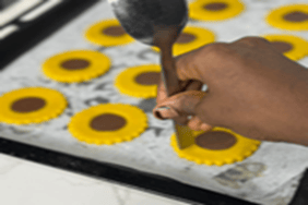 sunflowers biscuits/cookies 8